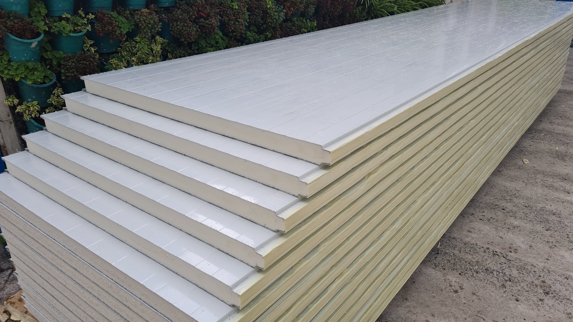 ppgi-puf-insulated-wall-panels